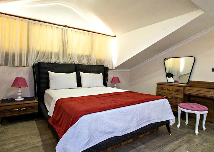 Villa 3 Bedroom - Close To The Center *