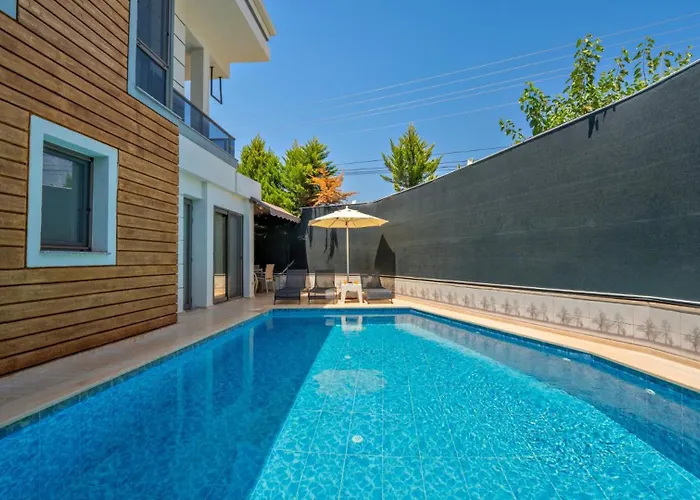 3 Bedroom - Close To The Center * Fethiye
